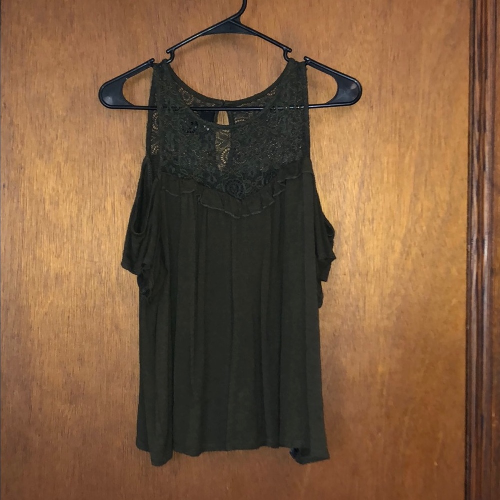 Cold shoulder top